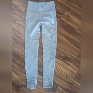 Gymshark Energy Seamless Leggings in Light Grey Sz Xs